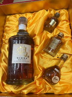 花旗當鋪-老酒收購借款案例,台中老酒收購借款,台中威士忌收購,台中老酒借款,台中高粱借款,台中當鋪,北屯當鋪,台中威士忌老酒收購,台中高粱酒收購,台中麥卡倫收購,台中格蘭菲迪老酒收購,台中皇家禮砲老酒收購,台中HIBIKI響老酒收購,台中老酒收購推薦,花旗當鋪31